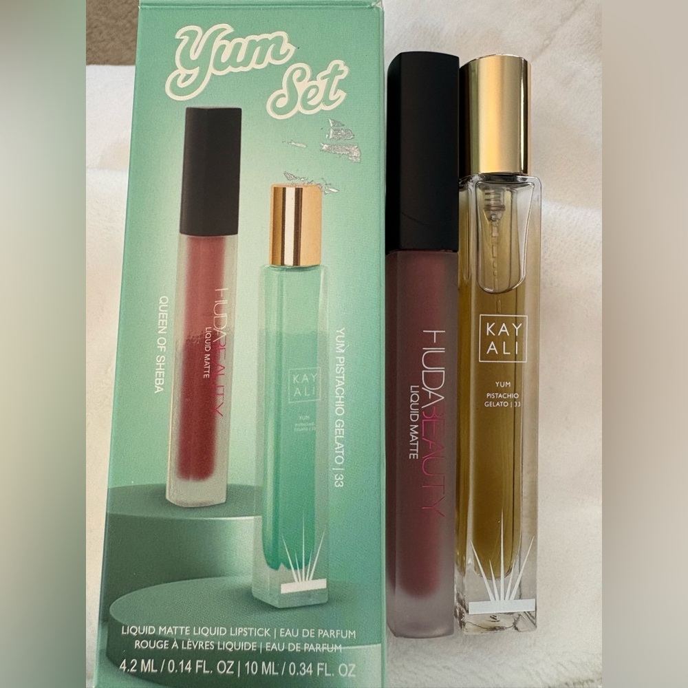 HUDA BEAUTY & KAYALI Yum Set